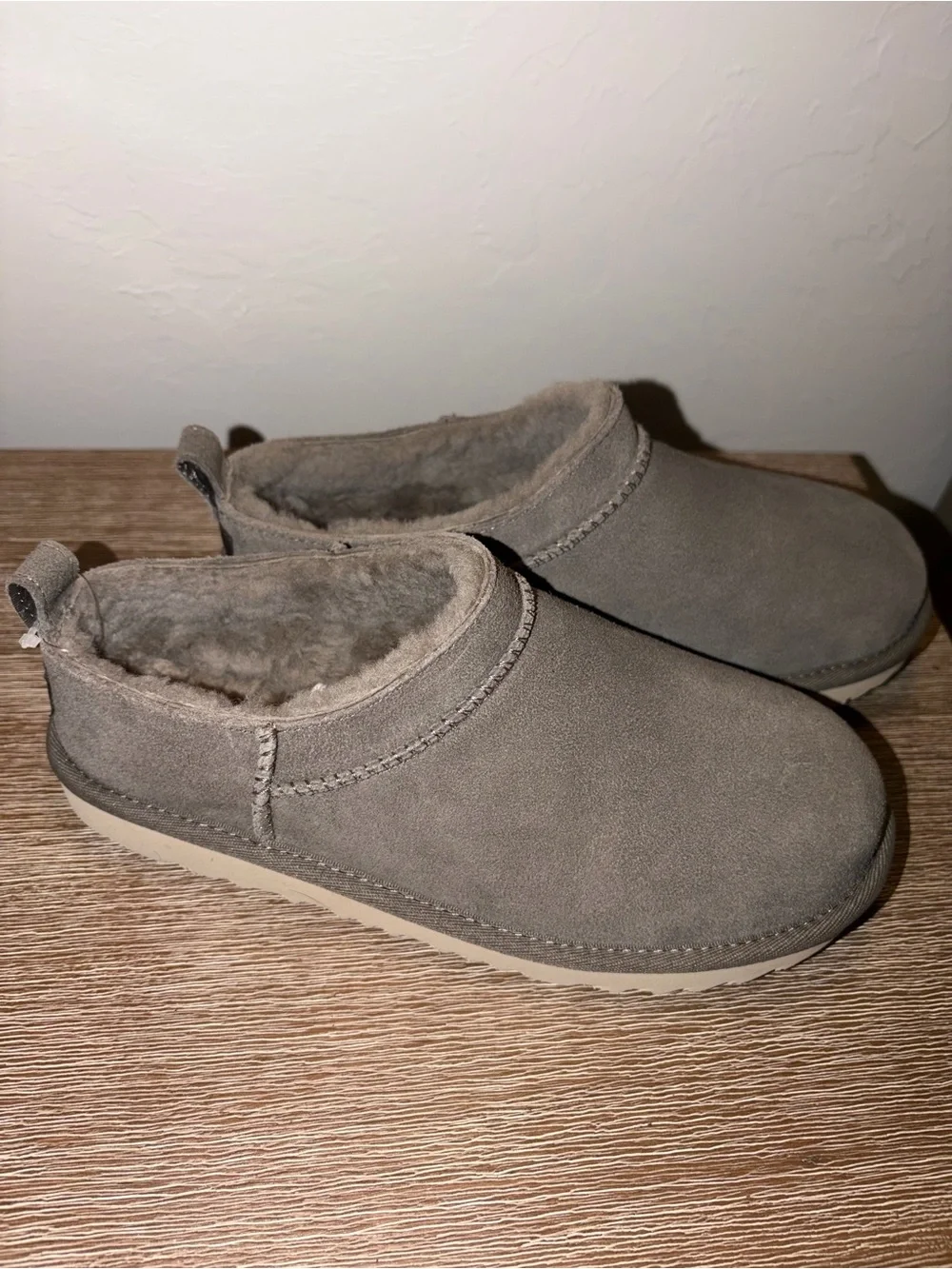 Ugg Kids classic micro Grey Suede Sheepskin Lined Slip-On Slippers shoes mules